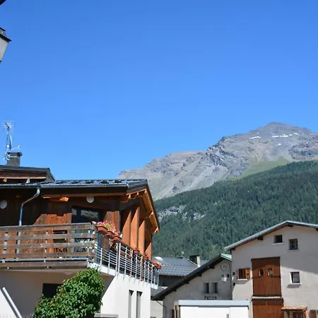 Le Petit Bonheur Lägenhet Lanslevillard